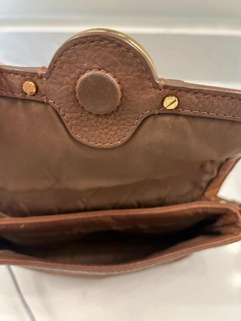Tory Burch Brown Leather Crossbody with Gold Logo - Picture 3 of 5